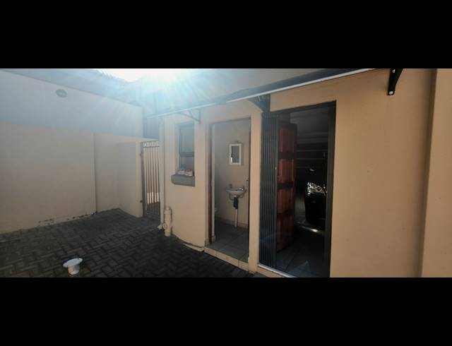 3 BEDROOM GATED ESTATE FOR SALE IN BEN FLEUR